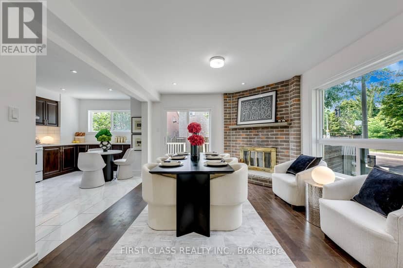 27 Alton Towers Circle, Toronto, photo 8