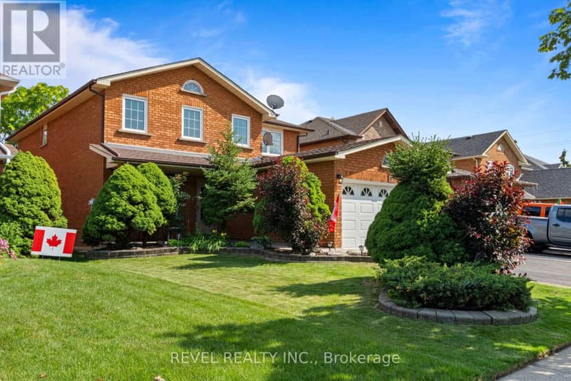 8 Cochrane Avenue, Brampton, photo 2