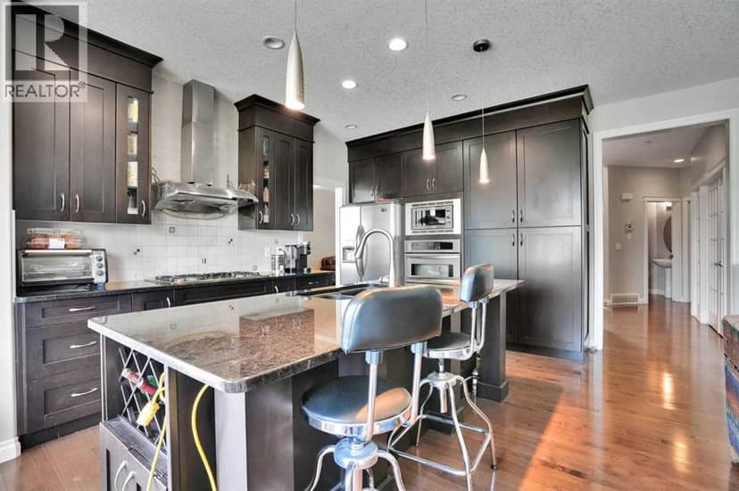 126 Panatella Crescent NW — photo 12 of 40
