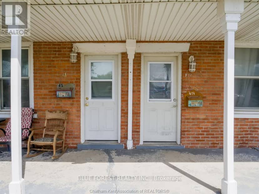 41 Adelaide Street S — photo 3 of 5