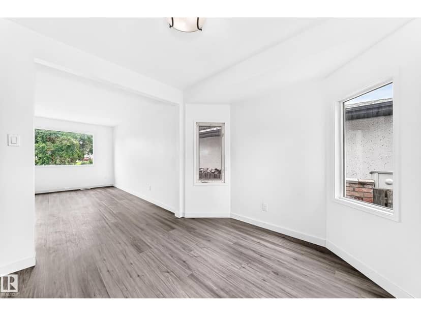 5519 142 AV NW NW — photo 15 of 40