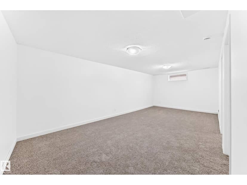 5519 142 AV NW NW — photo 28 of 40