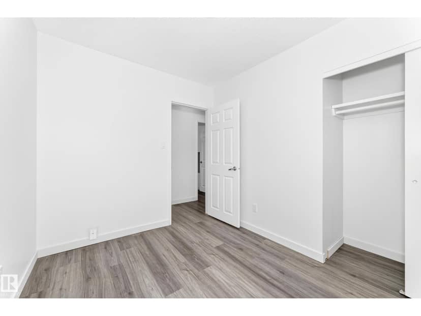 5519 142 AV NW NW — photo 26 of 40