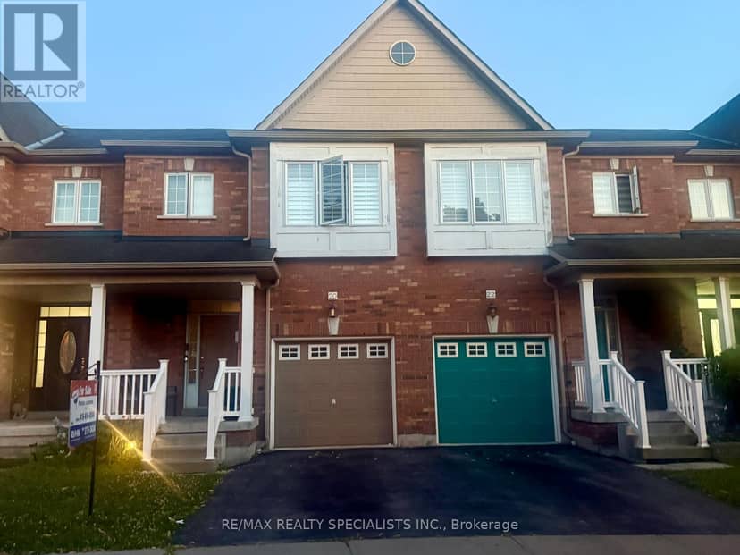 20 Thorp Crescent — photo 1 of 40