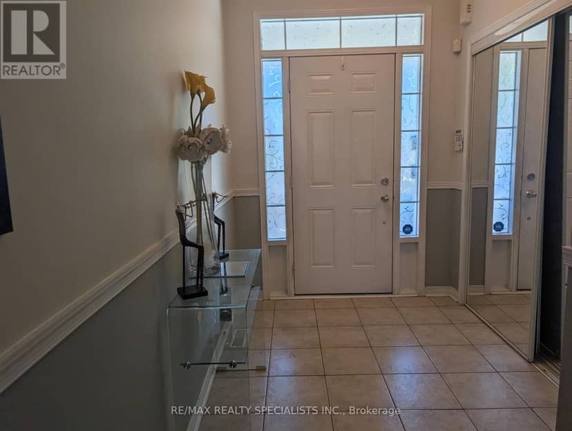 20 Thorp Crescent — photo 39 of 40