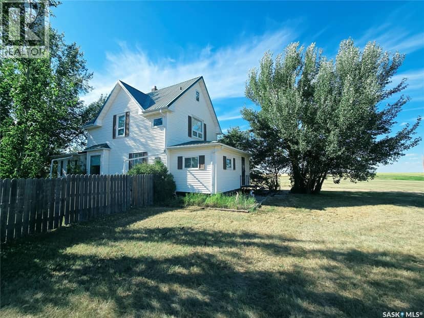 McCormick Acreage, Weyburn Rm No. 67, photo 2