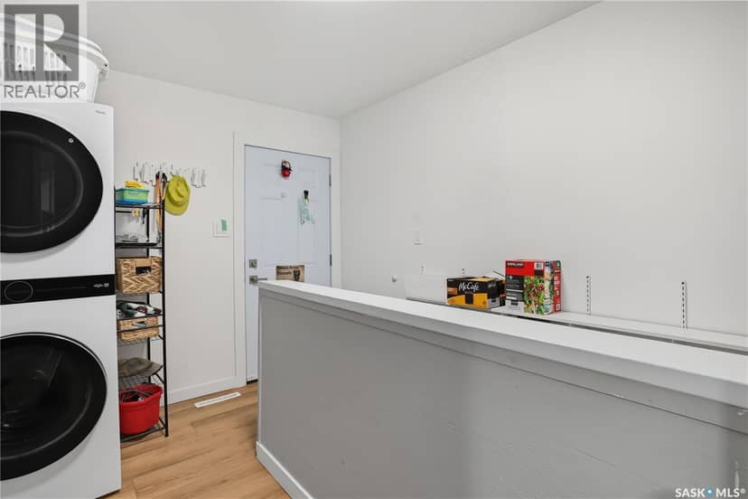 16 Walsh STREET — photo 18 of 40