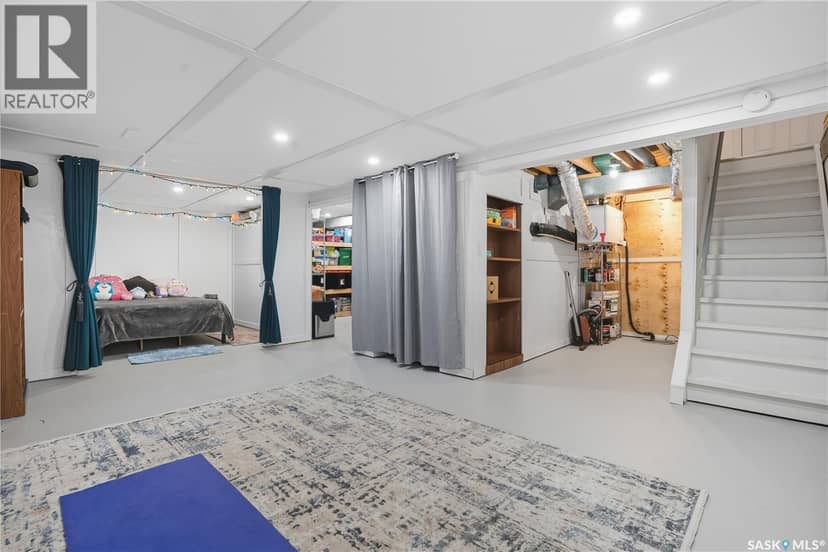 16 Walsh STREET — photo 24 of 40