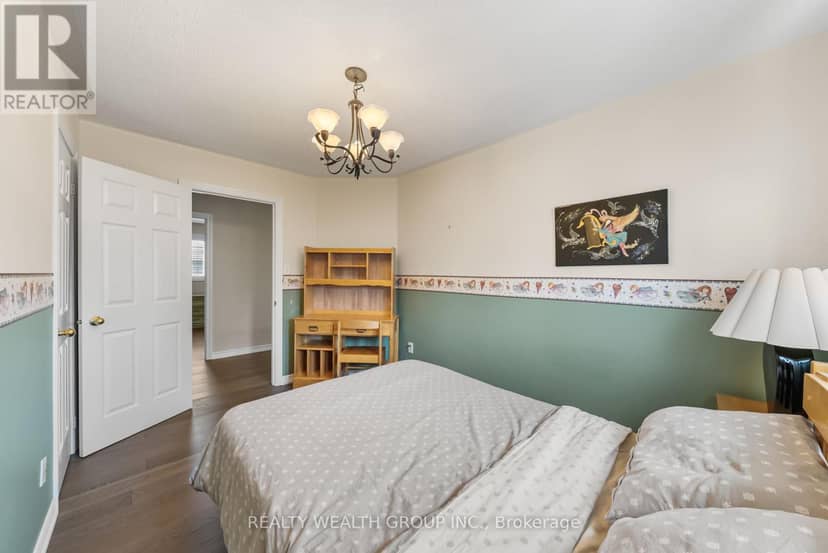 32 Reynolds Lane — photo 27 of 40