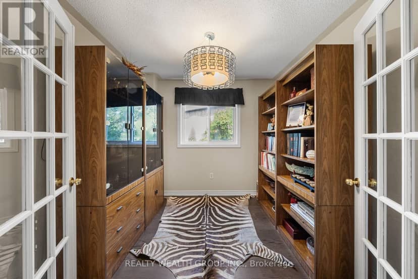 32 Reynolds Lane — photo 9 of 40