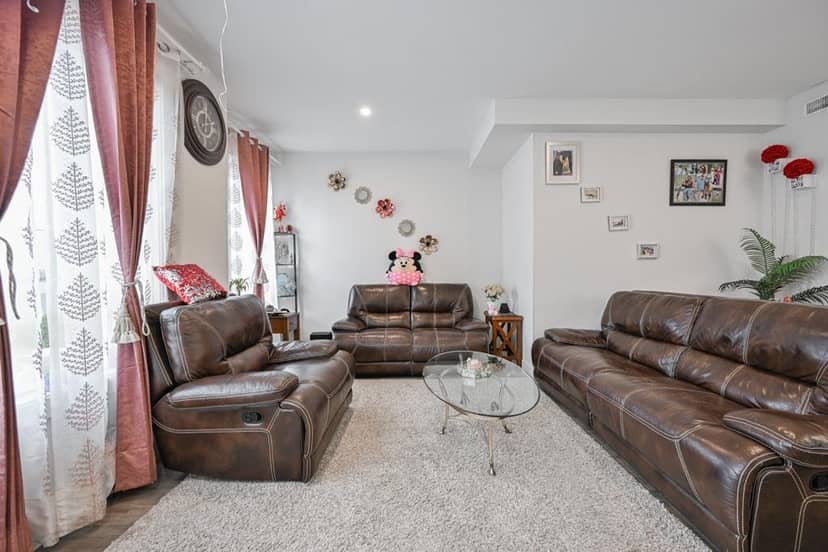 23 27640 LANTERN AVENUE, Abbotsford, photo 3