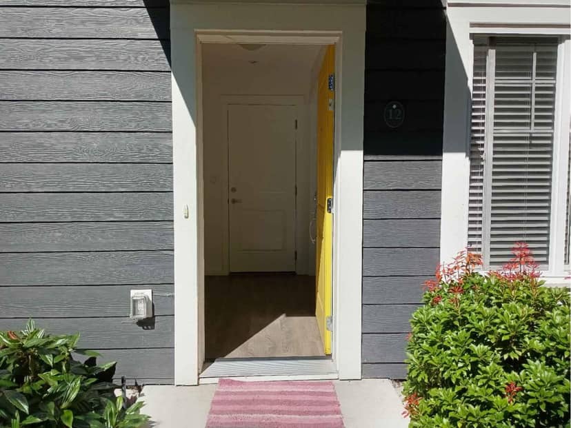 16337 15 AVENUE, Surrey, photo 2