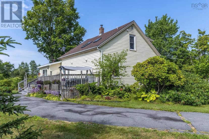 18665 Highway 103, Middlewood, photo 5