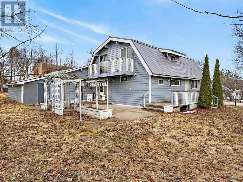 13 Bayview Avenue — photo 7 of 19