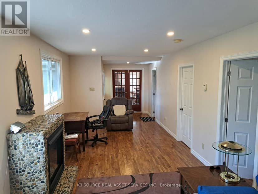 4 Pinewood Drive — photo 5 of 27