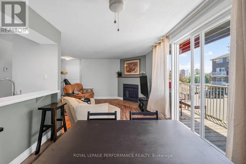 502 - 1589 St. Bernard Street — photo 10 of 40