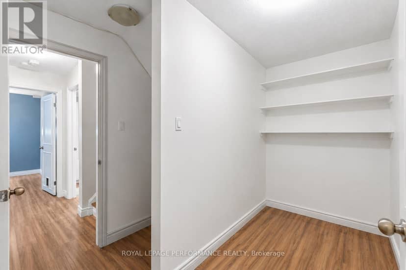 502 - 1589 St. Bernard Street — photo 31 of 40