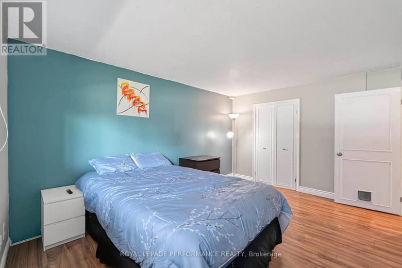 502 - 1589 St. Bernard Street — photo 27 of 40