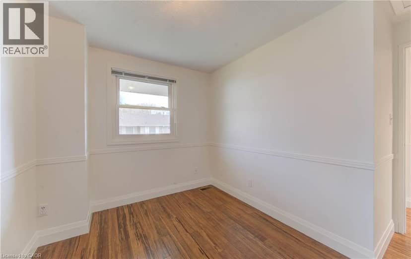 440 PIONEER Drive Unit# 3 — photo 11 of 20