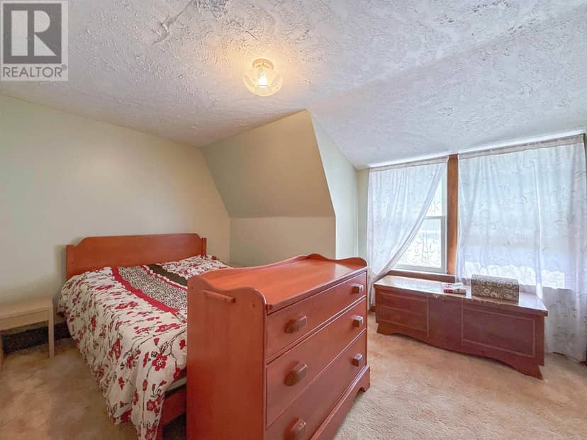8 Falconwood Drive — photo 20 of 20