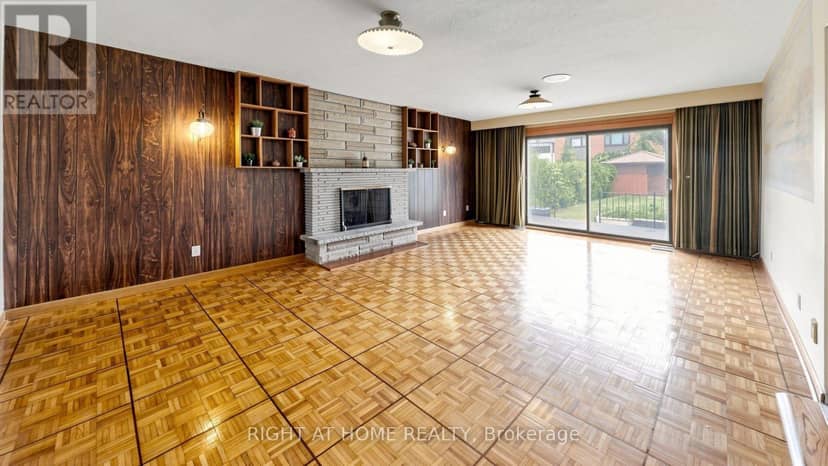 20 Torrens Avenue, Toronto, photo 4