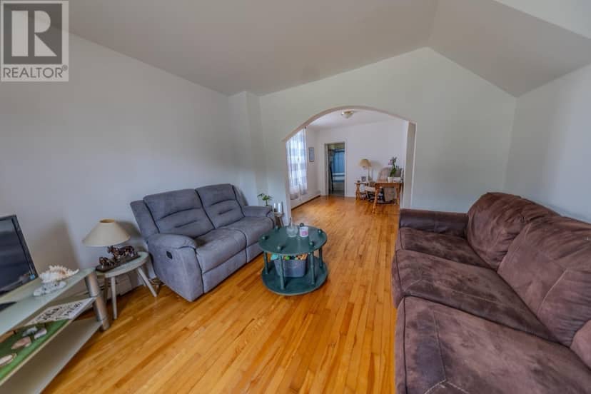 172 MAIN Street — photo 10 of 14