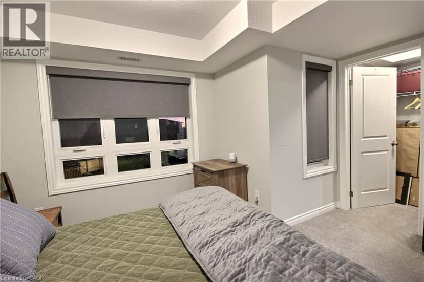 287 CHAPEL HILL Drive — photo 12 of 13
