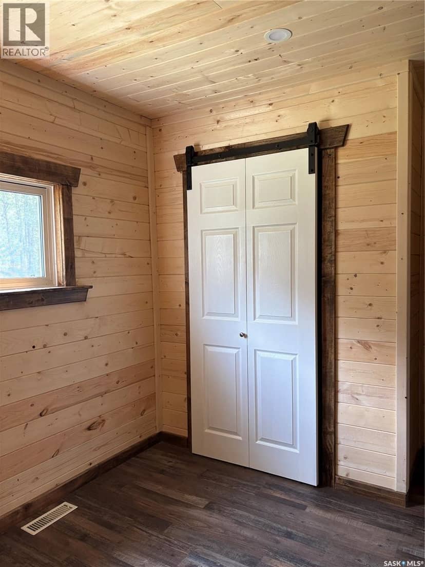 Thompson Acreage — photo 29 of 34