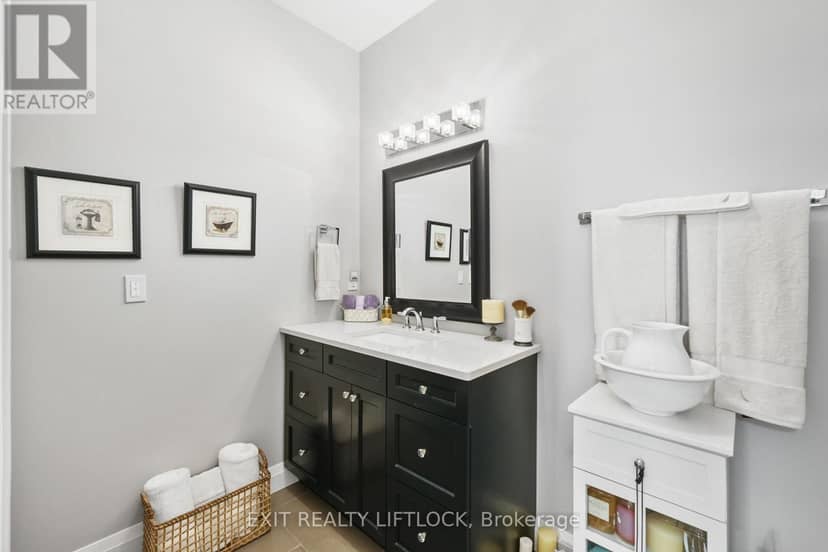 10 - 68 Blossom Court — photo 30 of 40
