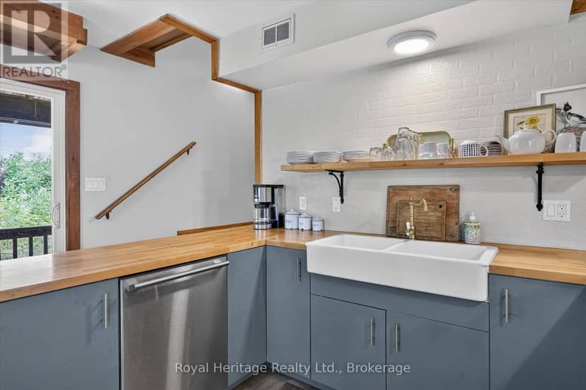 82 Kennedy Drive — photo 17 of 40