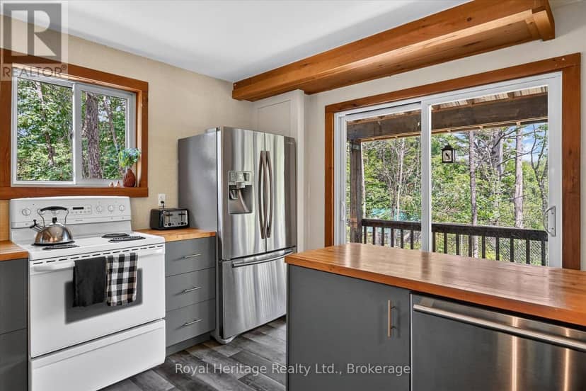 82 Kennedy Drive — photo 20 of 40