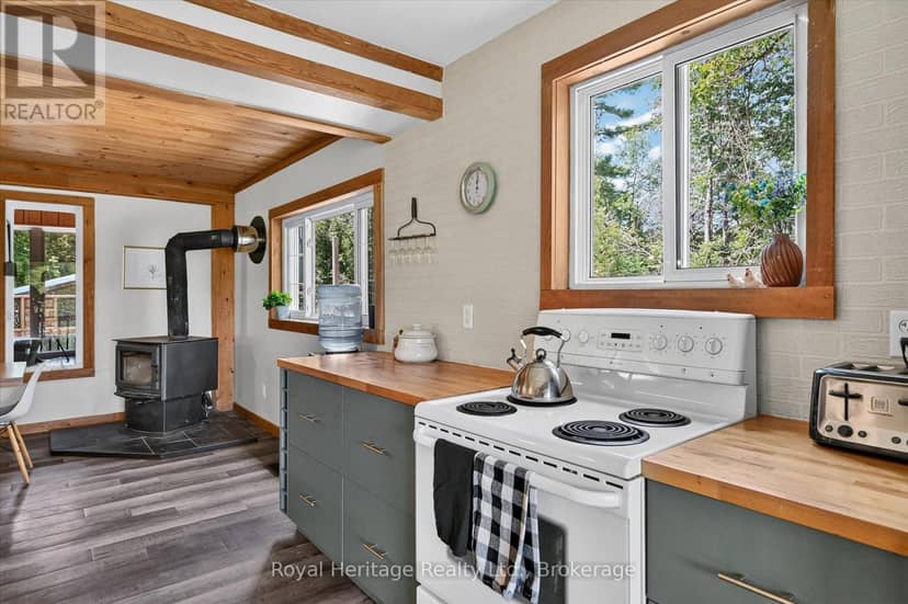 82 Kennedy Drive — photo 21 of 40