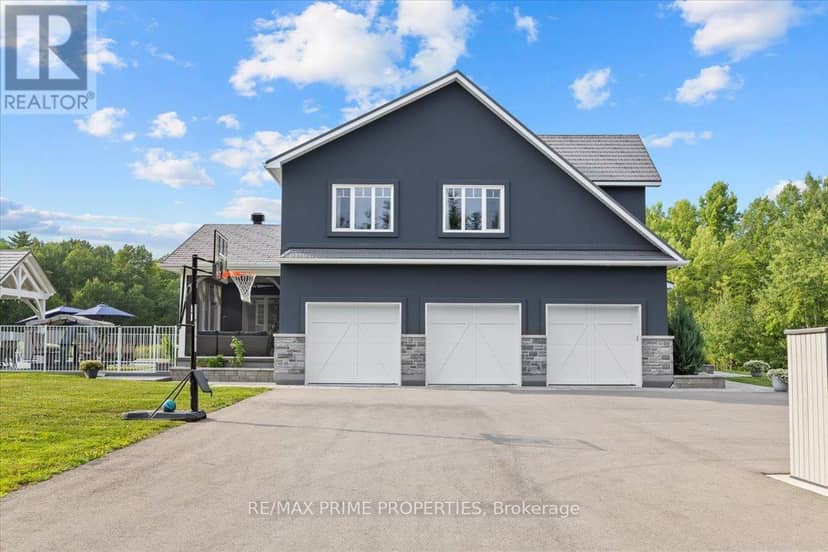 2440 Emmett Road, Ottawa, photo 2