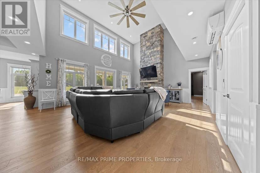2440 Emmett Road, Ottawa, photo 6