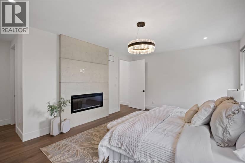 3563 Donato — photo 25 of 40