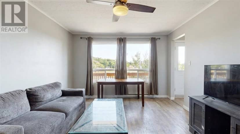 398 Bond Street — photo 8 of 24