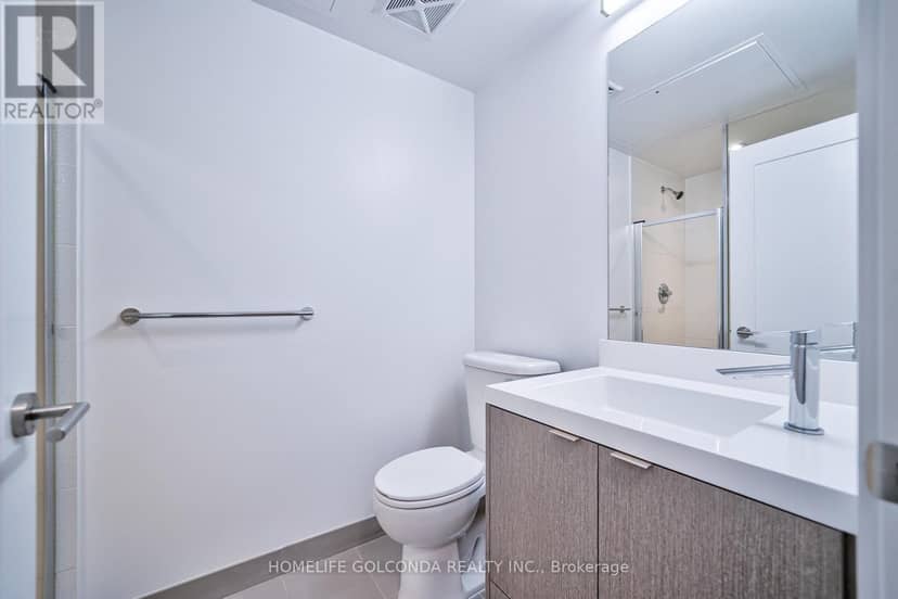 2607 - 10 York Street — photo 14 of 34