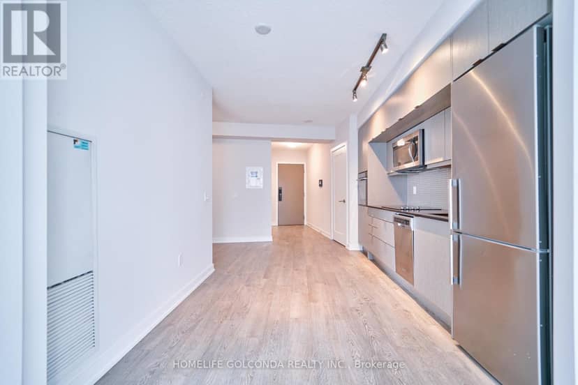 2607 - 10 York Street — photo 20 of 34