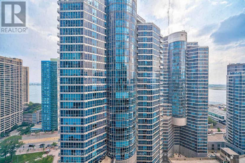 2607 - 10 York Street — photo 32 of 34
