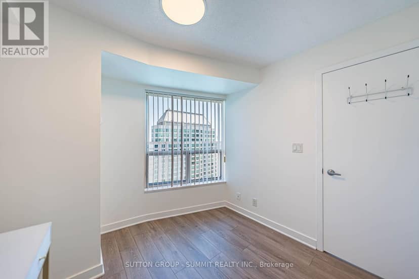 2605 - 38 Lee Centre Drive — photo 23 of 33