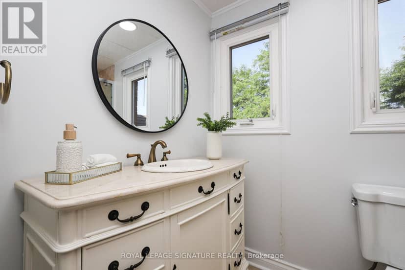 37 Oleander Crescent — photo 21 of 40