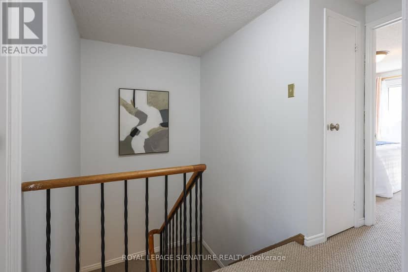 37 Oleander Crescent — photo 36 of 40