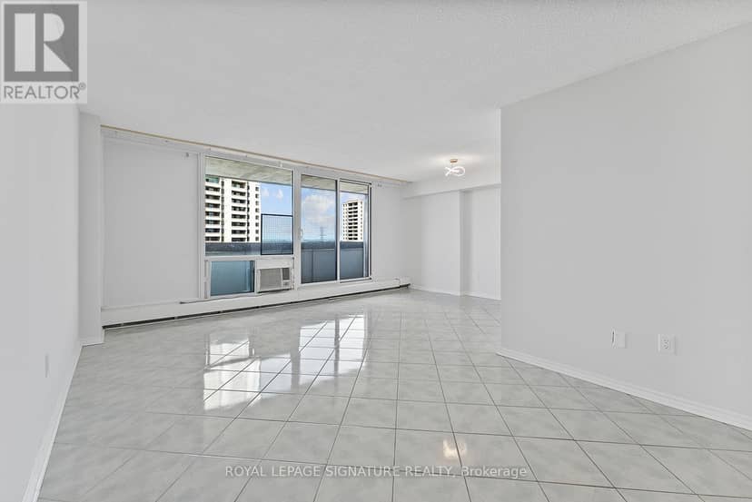906 - 5 San Romanoway, Toronto, photo 3