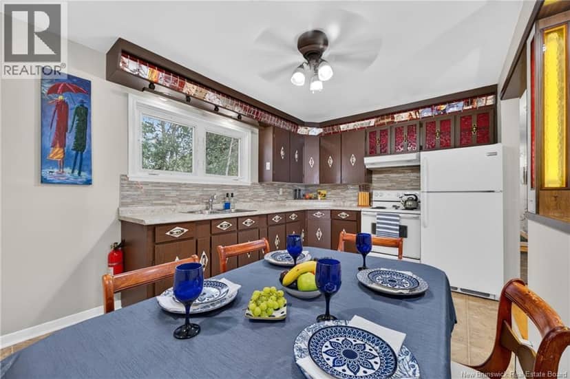 101 Birchmount Drive — photo 15 of 40
