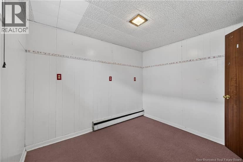 101 Birchmount Drive — photo 34 of 40