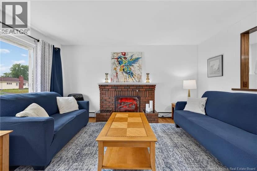 101 Birchmount Drive — photo 9 of 40