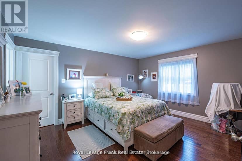 25 Lakeland Avenue — photo 15 of 40