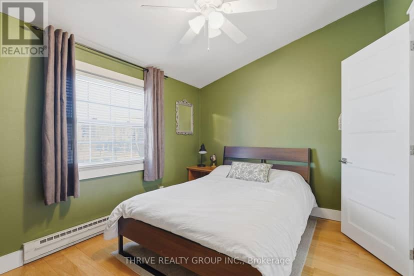 12 Guildwood Walk — photo 19 of 40