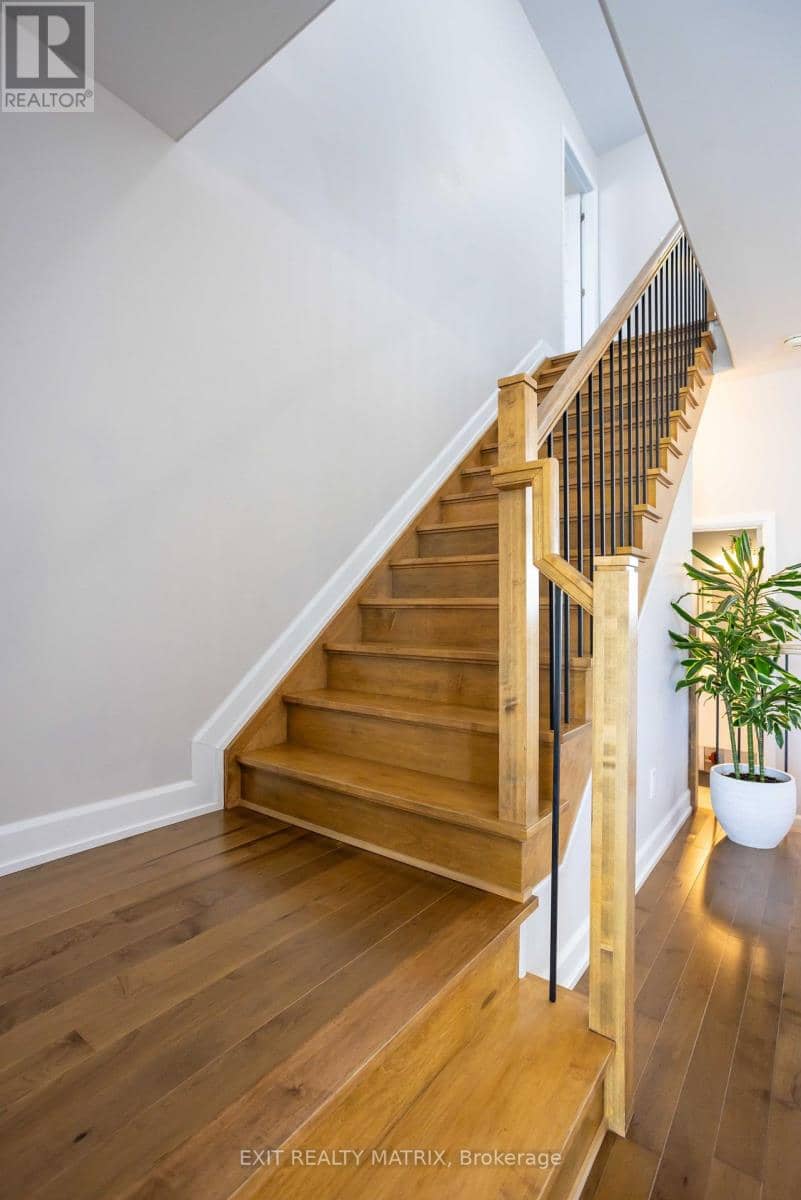 431 Provence Avenue — photo 14 of 40