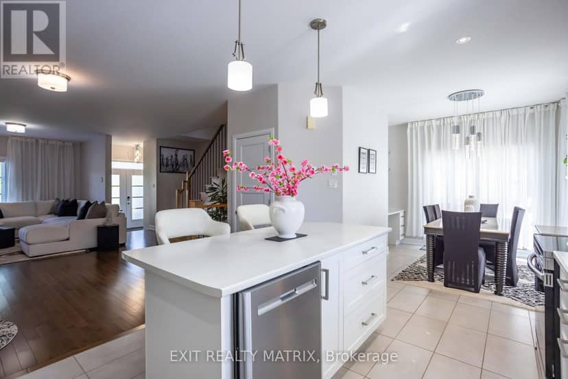 431 Provence Avenue — photo 7 of 40